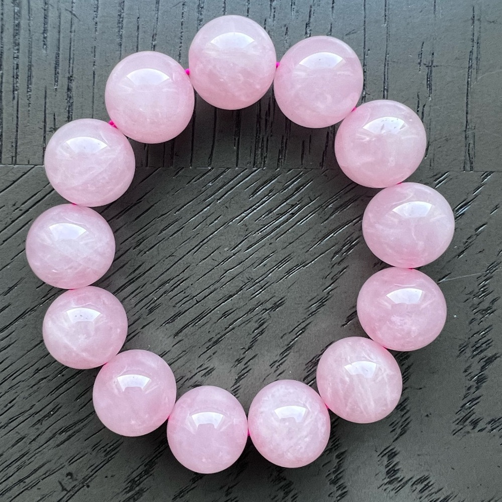 Elegant Pink Beaded Bracelet